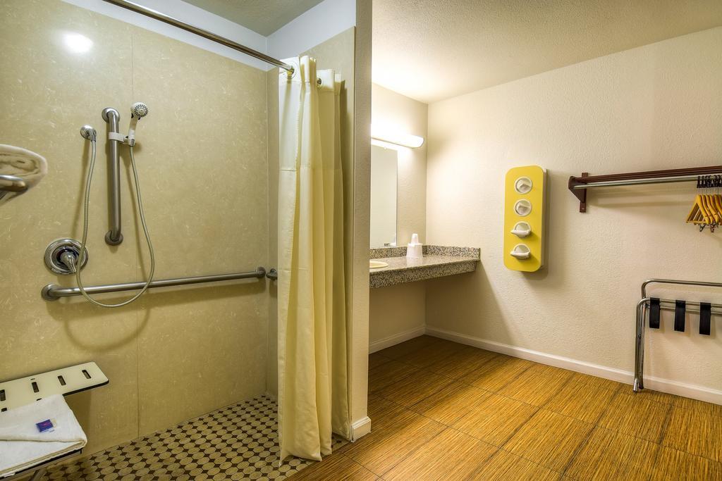Motel 6-Menifee, Ca Екстер'єр фото